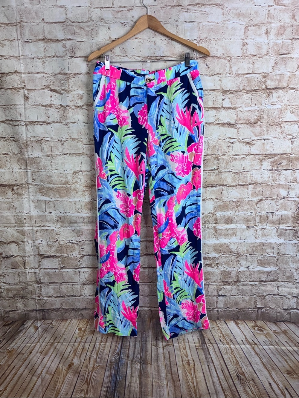 Lilly Pulitzer High Tide Tropicolada
Madeira Pants Size 10
